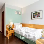 Plaza Schmoeker-hof Hotel 4*