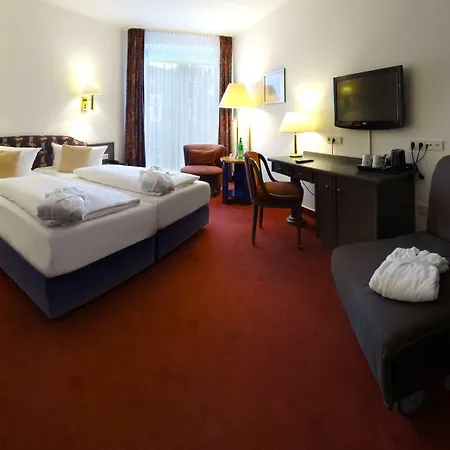 Plaza Schmoeker-hof 4*