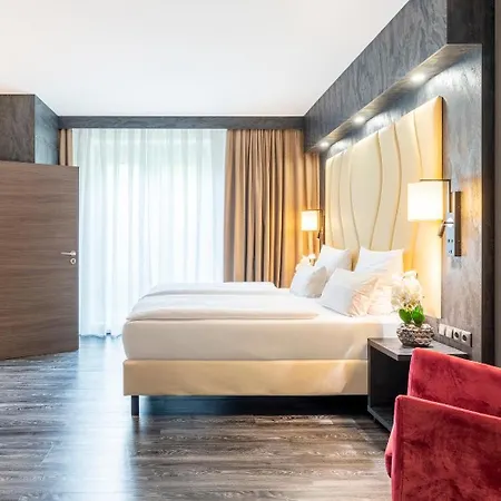 Hotel Western Schmoeker-hof 4*