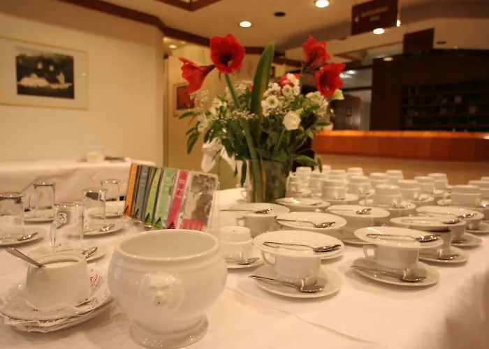 Plaza Schmoeker-hof Hotel