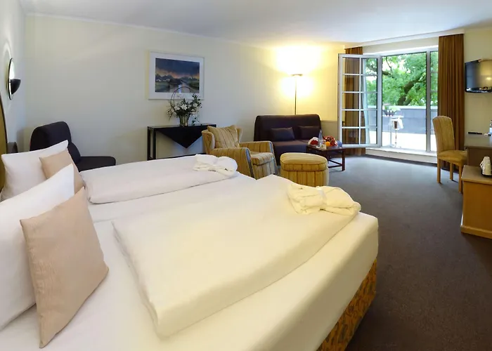 Plaza Schmoeker-hof מלון