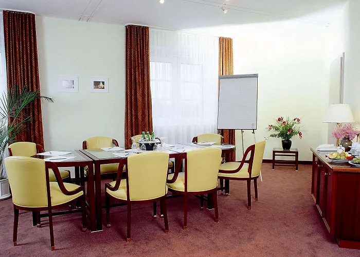 Plaza Schmoeker-hof 4*