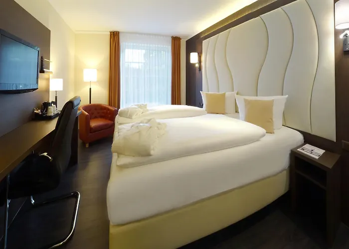 Plaza Schmoeker-hof Hotel 4*