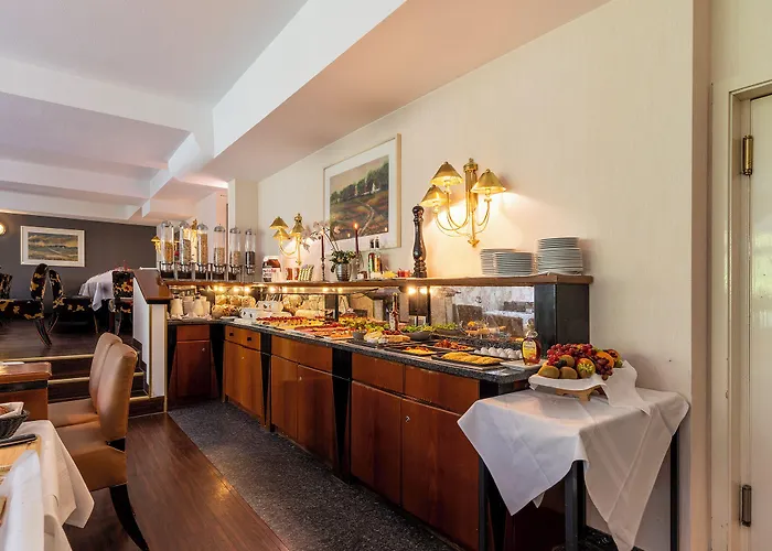 Hotel Plaza Schmoeker-hof