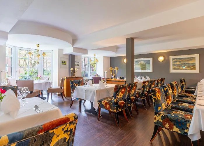 Plaza Schmoeker-hof 4*