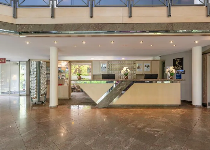 Hotel Plaza Schmoeker-hof