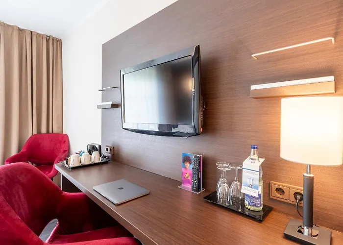 Hotel Plaza Schmoeker-hof Norderstedt