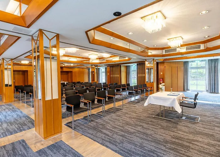 Plaza Schmoeker-hof Hotel 4*